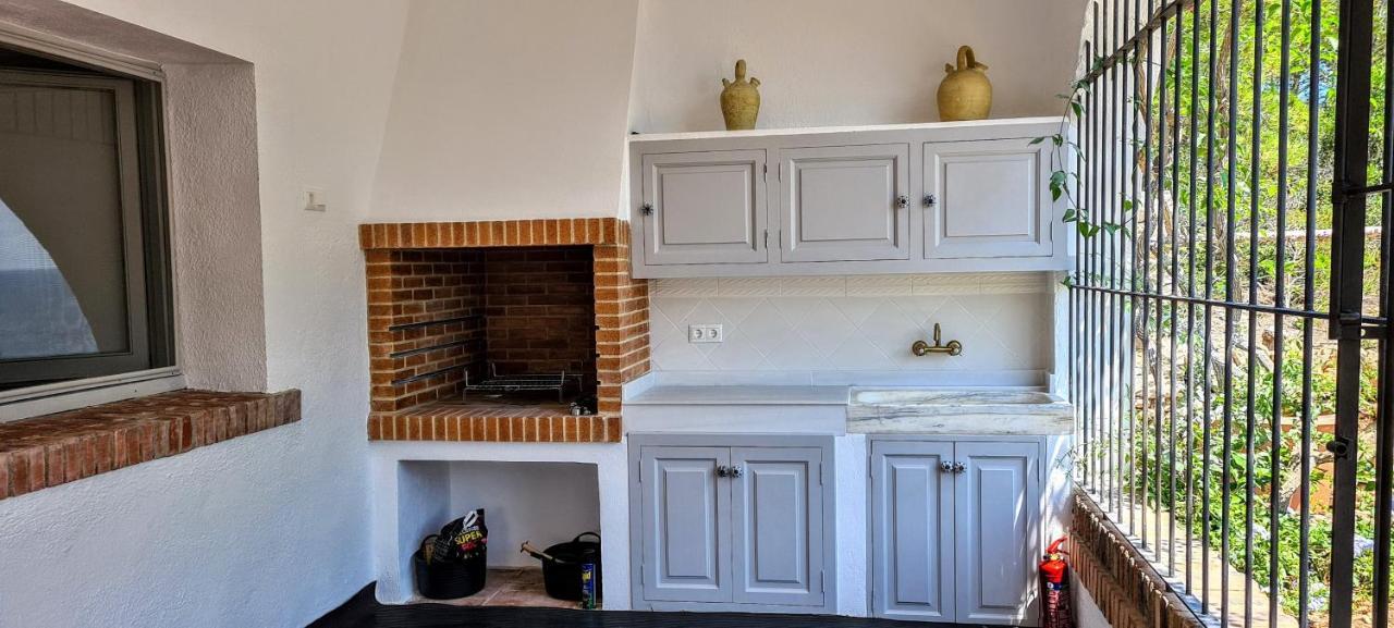 Lacasadelmarametlla Villa *